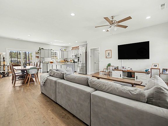 4th image of 228 William Nobles Rd.