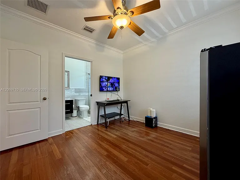1764 SW 151st Pl — Photo 31