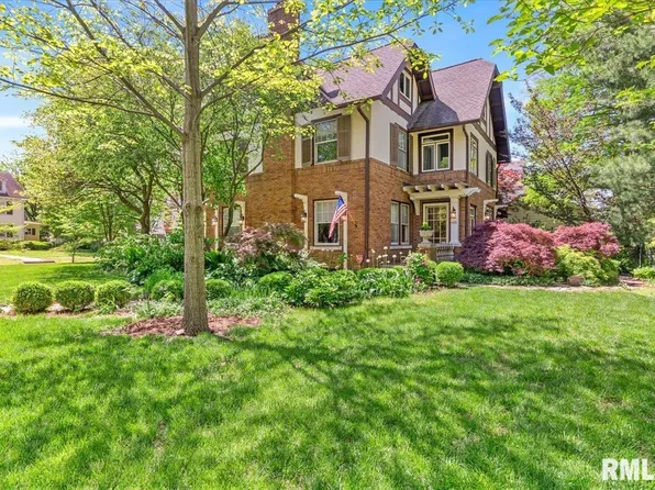 1421 Wiggins Ave, Springfield, IL 62704
