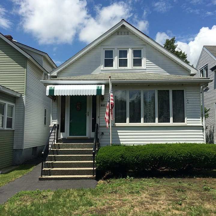 1st image of 837 6th Ave