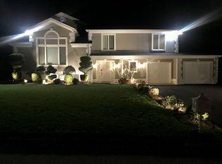 51 Windsor Oval, New Rochelle, NY 10805