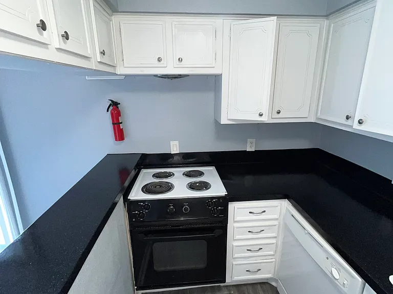 3262 Branard St #18 — Photo 6