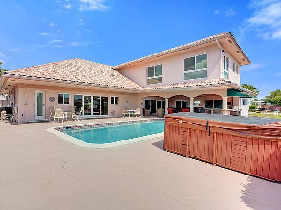 4th image of 5530 Bayview Drive