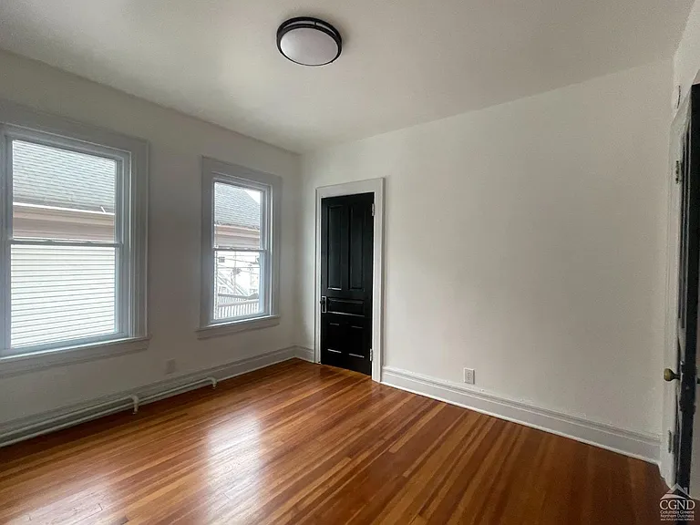 817 Columbia St #2 — Photo 22
