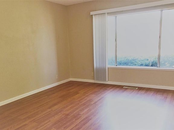 5th image of 5812 Ambler St
