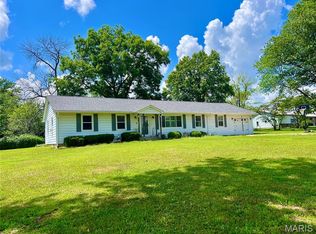 801 Pickering St, Montgomery City, MO 63361
