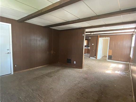 2nd image of 2429 Mackenna Ave