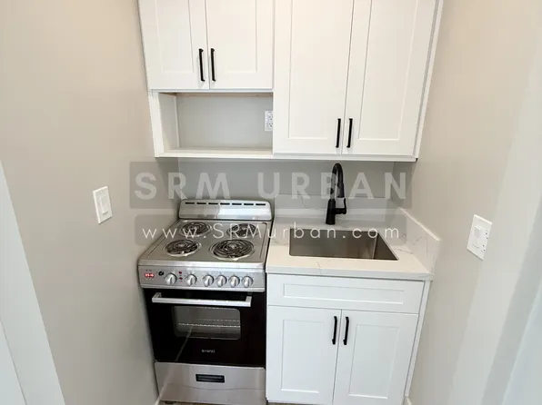 1758 6th Ave APT 7, San Diego, CA 92101