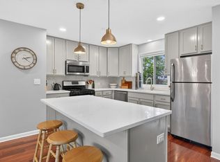 14759 Easter Ave, Apple Valley, MN 55124
