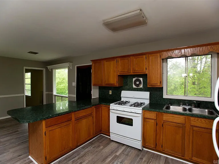27 N Meadowcliff Dr — Photo 6