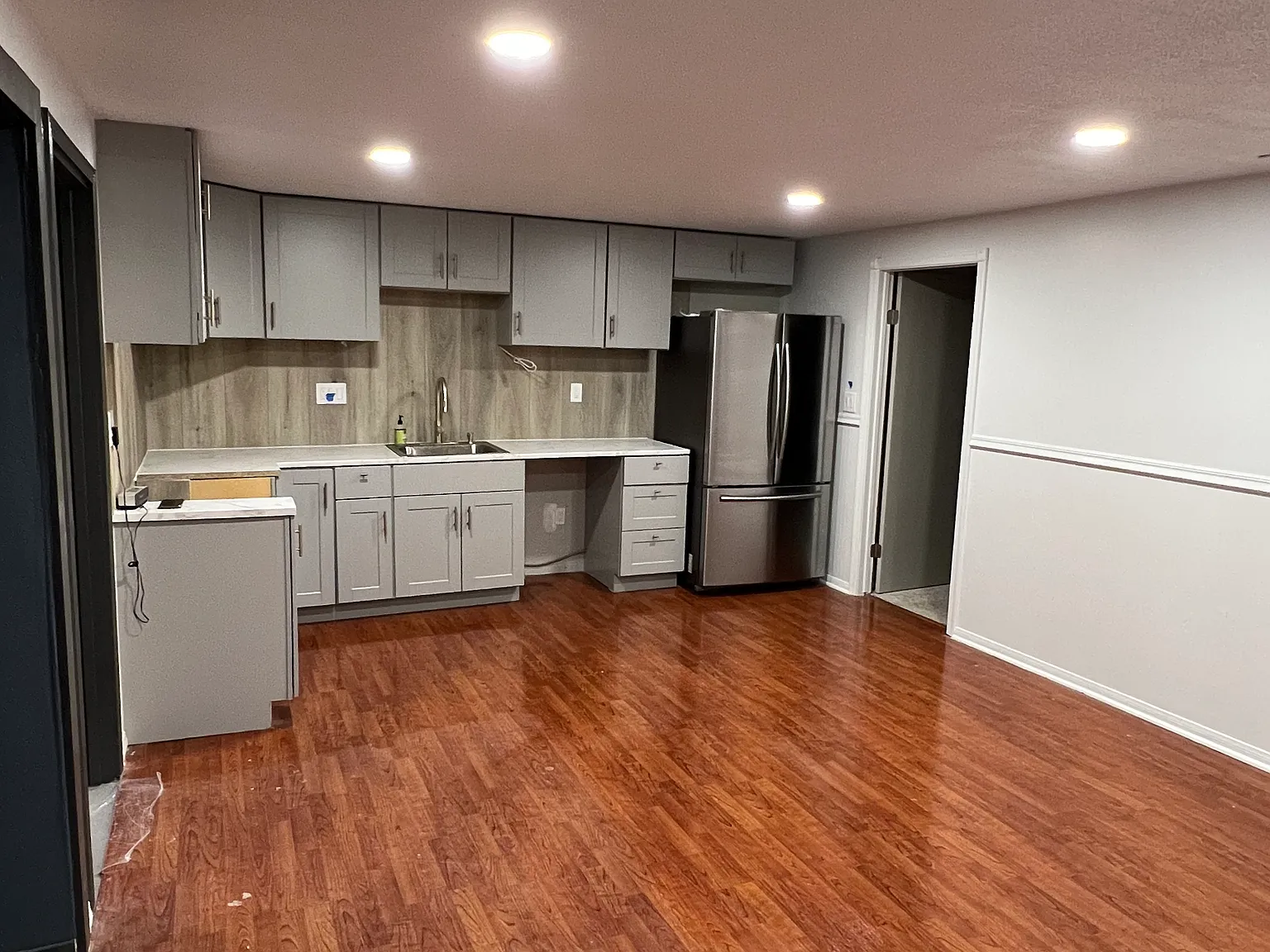 2 bed, 876 sqft, $2,800 — Photo 1