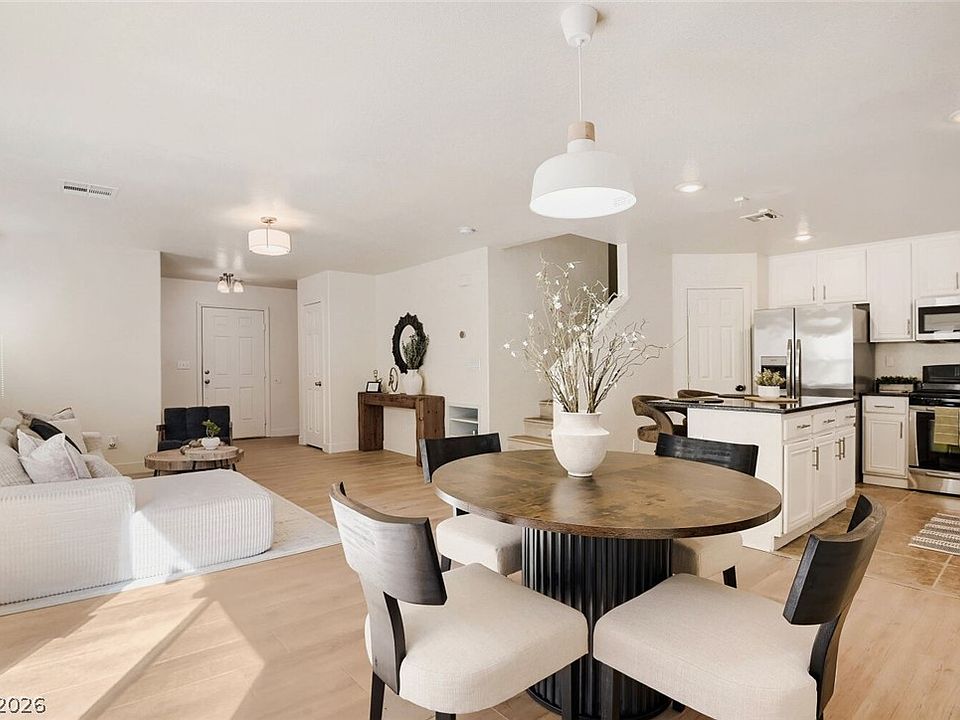 1st image of 519 Lapford St