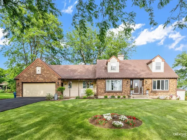 5250 Douglas Rd, Oswego, IL 60543