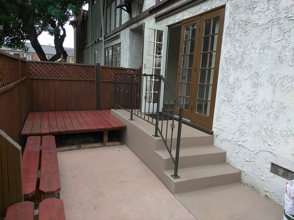 2nd image of 5825 Hazeltine Ave APT 5