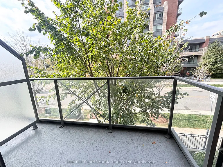 1 Uptown Dr #207 — Photo 41