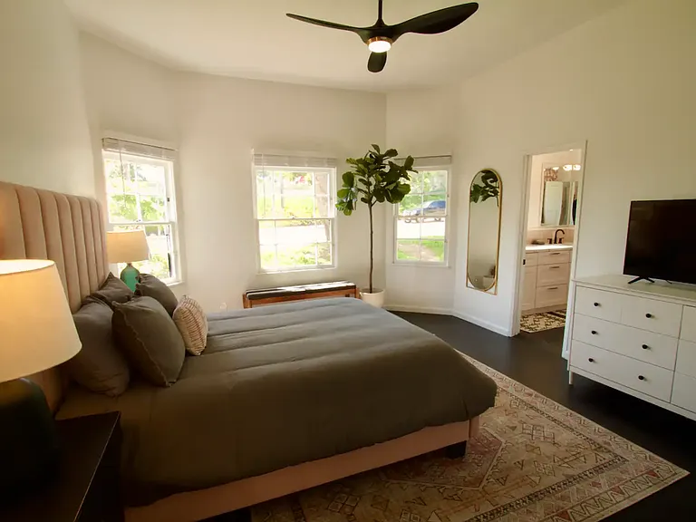 2306 Chalcedony St — Photo 21