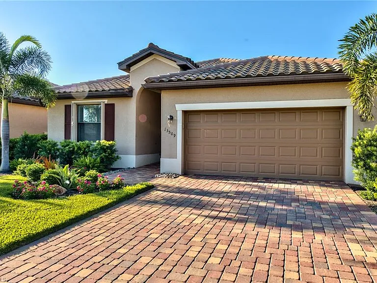 13509 San Georgio Dr — Photo 2