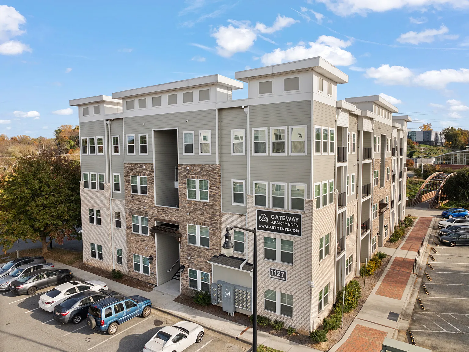 Gateway Apartments — Photo 1
