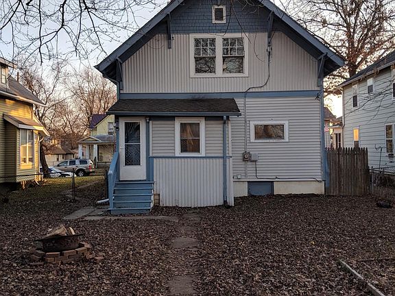 3rd image of 810 Greenlawn Ave