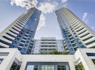 7171 Yonge St #901, Markham, ON L3T 0C5