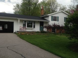 13939 Caves Rd, Novelty, OH 44072