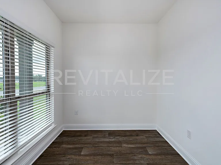 13330 Shea Cir — Photo 9