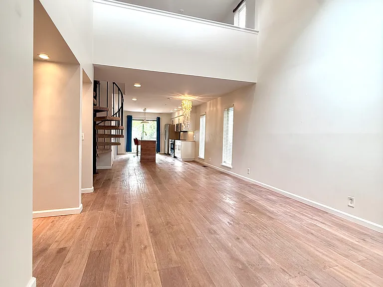 799 Emmons Ave — Photo 17