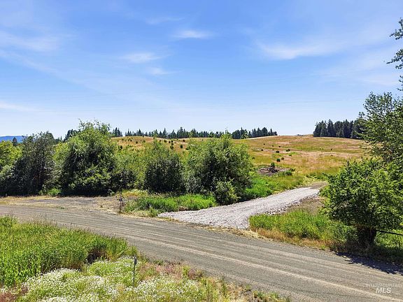 2nd image of Reynolds Rd