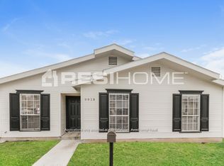 9918 Hustead St, Dallas, TX 75217