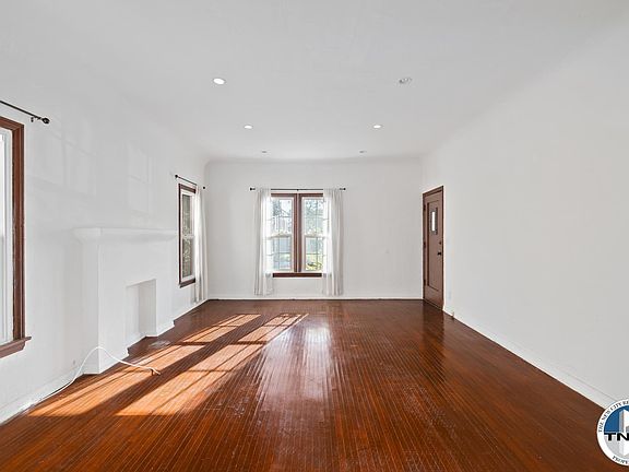 4th image of 6085 Alcott St #1