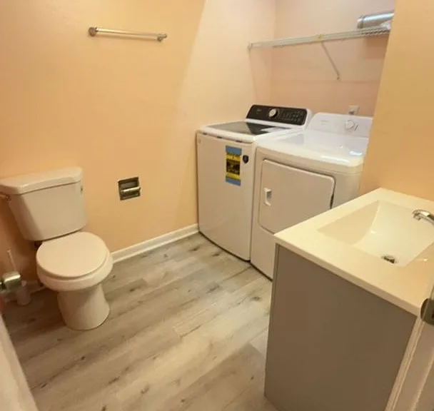 1208 Pinegrove Dr #D — Photo 13