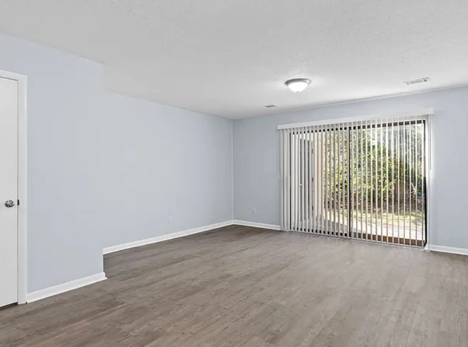 Port Royal Townhomes — Photo 4