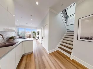 25-63 38th St PENTHOUSE A, Astoria, NY 11103