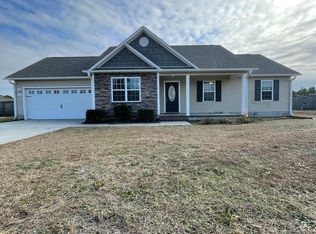 308 Sinclair Ln, Hubert, NC 28539