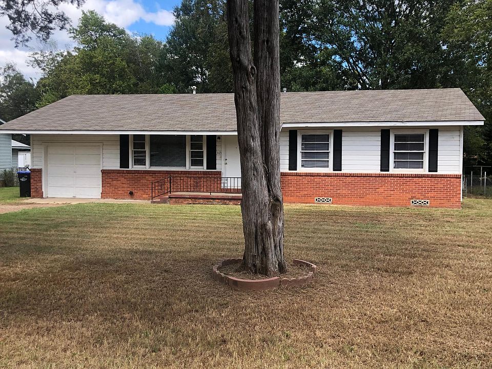 1st image of 305 Christopher Dr