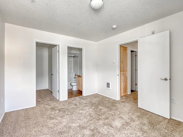 Boulder Pointe — Photo 20