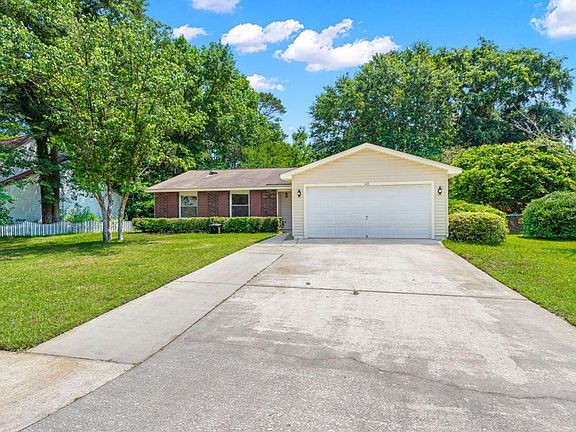 3rd image of 109 Trestlewood Dr