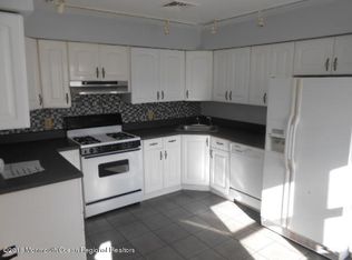 156 Hill Top Dr, Brick, NJ 08724