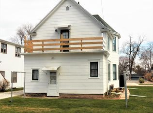 1206 S 13th St, Manitowoc, WI 54220