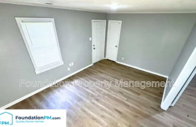 1748 Benning St — Photo 8