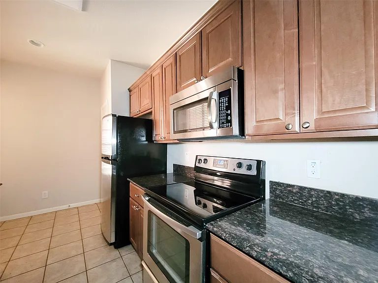 2255 Braeswood Park Dr #259 — Photo 18