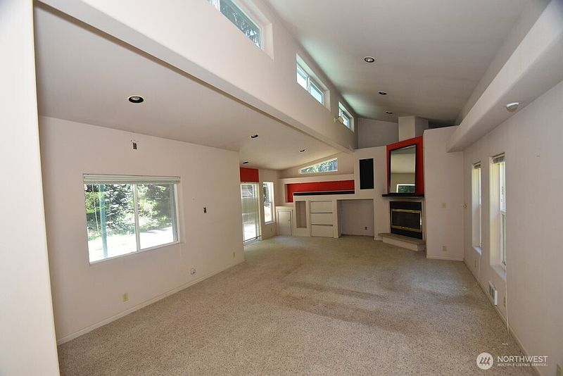 3rd image of 2954 SE Camano Drive