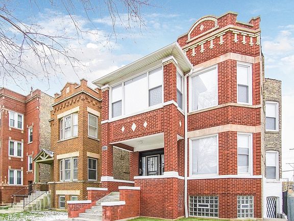4th image of 1213 N Austin Blvd #2