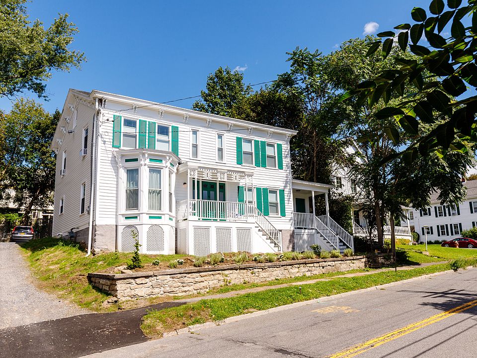 1st image of 222 Main St