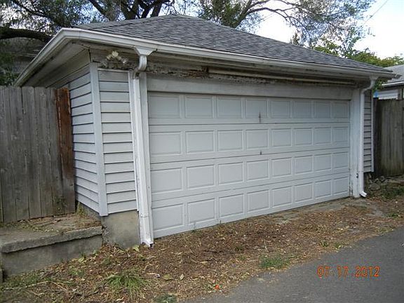 4th image of 224 Wroe Ave