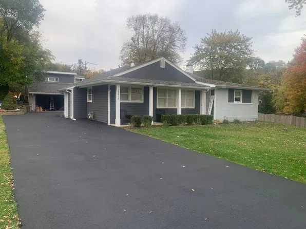28812 W Bloners Dr, Cary, IL 60013
