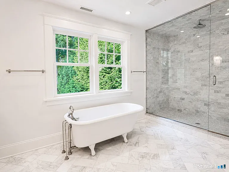 4 Raymond Pl — Photo 13