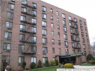 850 Howard Ave APT 5A, Staten Island, NY, 10301