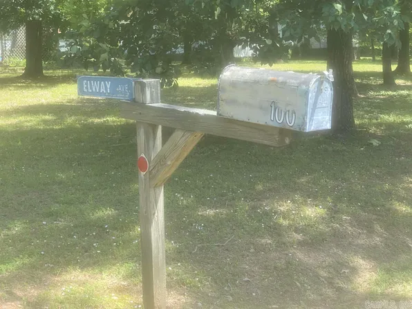 100 Prince Dr, Greers Ferry, AR 72067