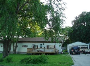 614 Thebe St, Cairo, NE 68824